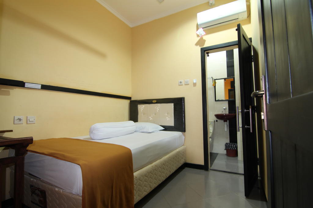 Ct1 Bali Bed & Breakfast 庫塔 客房 照片