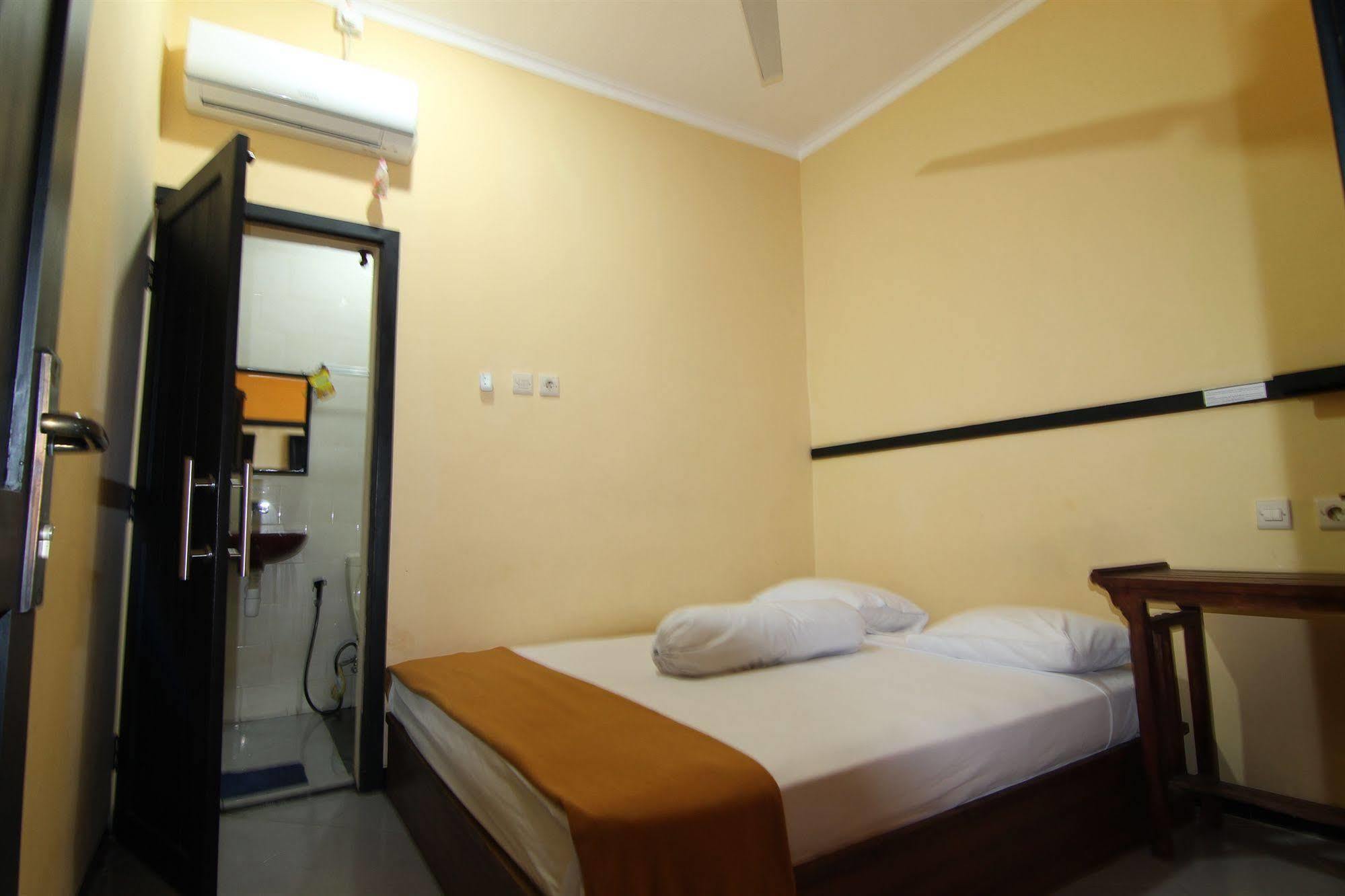 Ct1 Bali Bed & Breakfast 庫塔 外观 照片