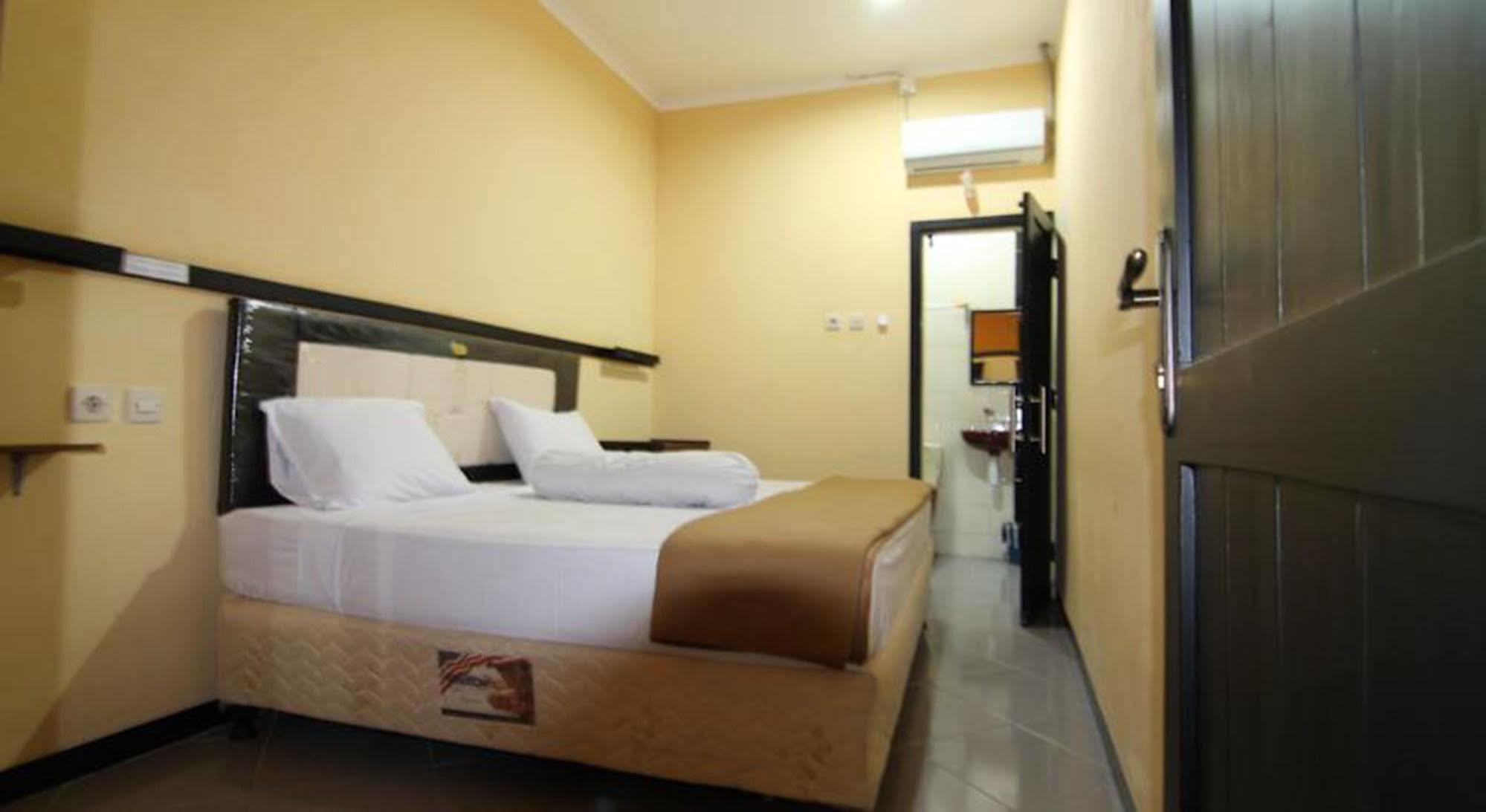 Ct1 Bali Bed & Breakfast 庫塔 外观 照片